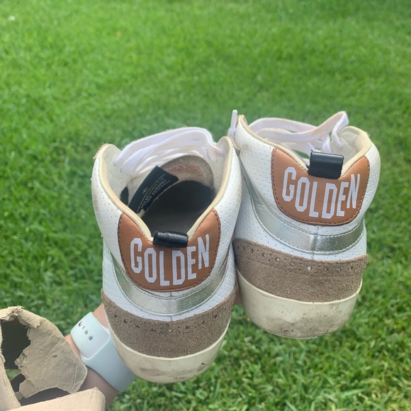 SOLD‼️Golden Goose Mid Star Sneaker - Picture 4 of 10